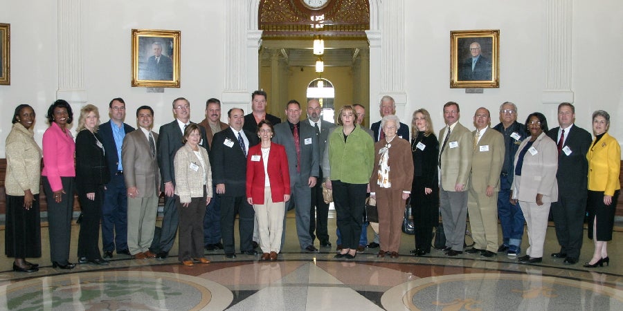 Members visiting the State Capitol in 2005
